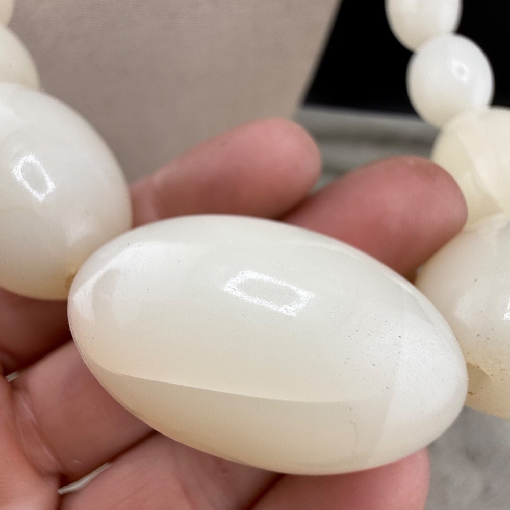 Estate Beaded Necklace White Chunky Resin Adjustable‎ 24in - Picture 2 of 8